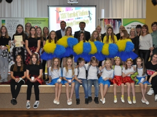 Uczestnicy XIII Turnieju Tańca Towarzyskiego i Dowolnego 