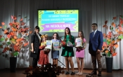 Fotografia z lauretami przegladu